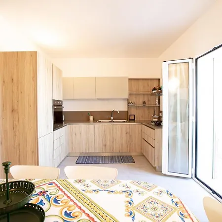 Aparthotel B&brucoli Oliveto (Reggio Calabria)