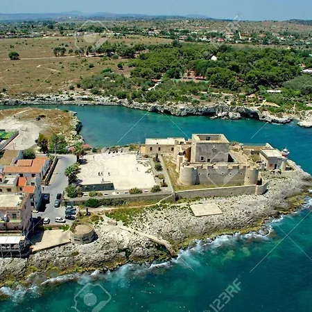 Oda ve Kahvaltı B&brucoli Oliveto (Reggio Calabria)